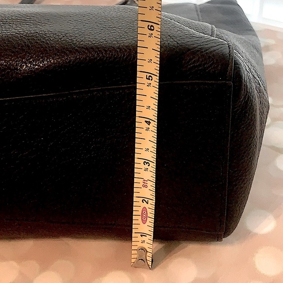 Coach Classic Large Black Leather Bag - Picture 14 of 15